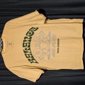 Men's Pacsun tee shirt